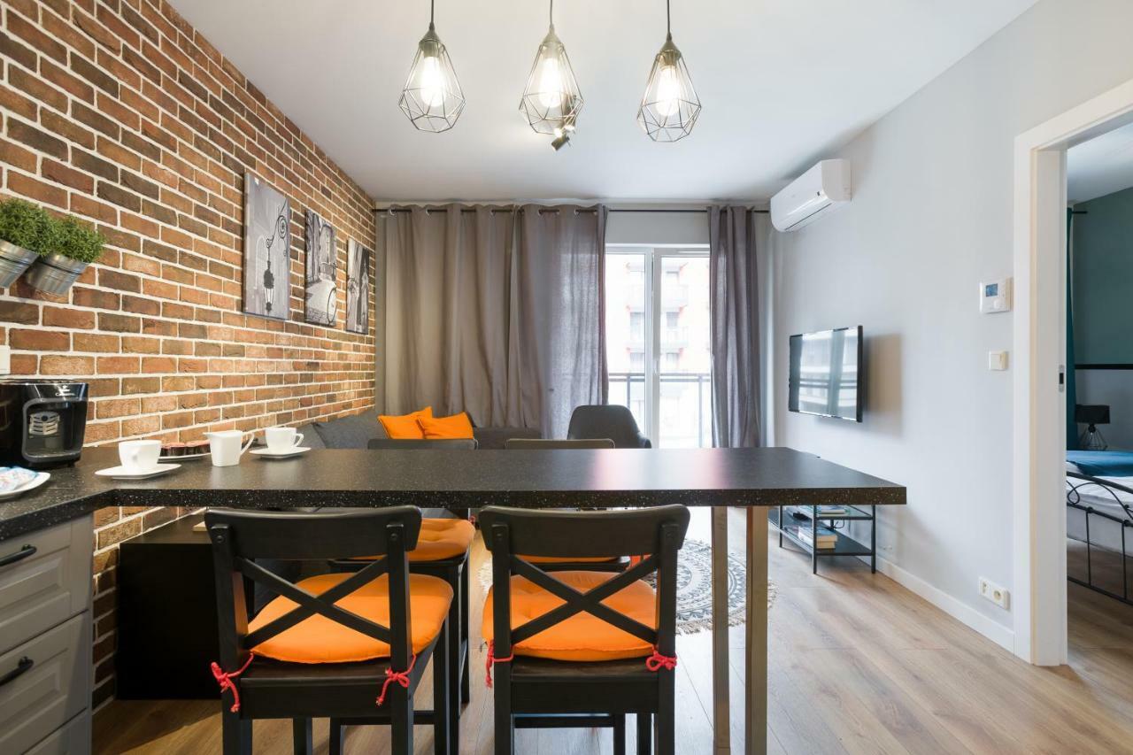 Orange, Modern Apartment In The City Centre クラクフ エクステリア 写真
